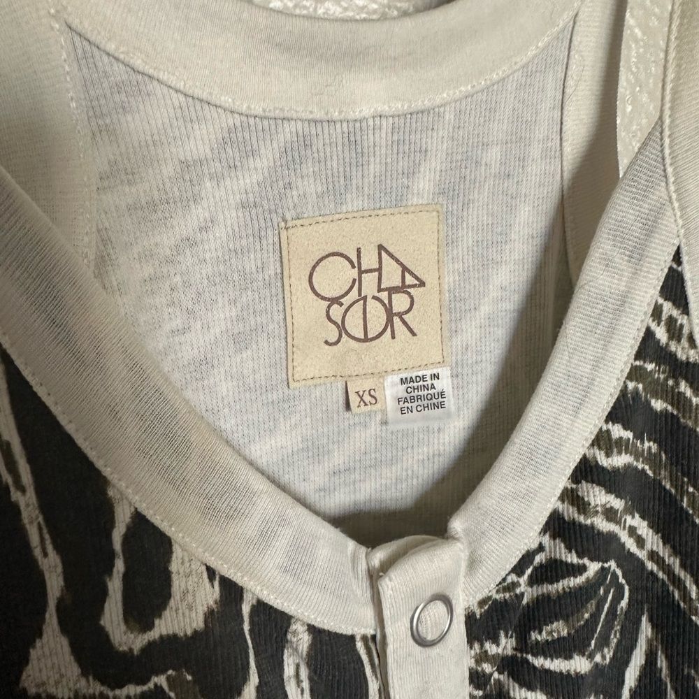 Chaser Zebra Print Button-Down Tank Top Xs - image 4